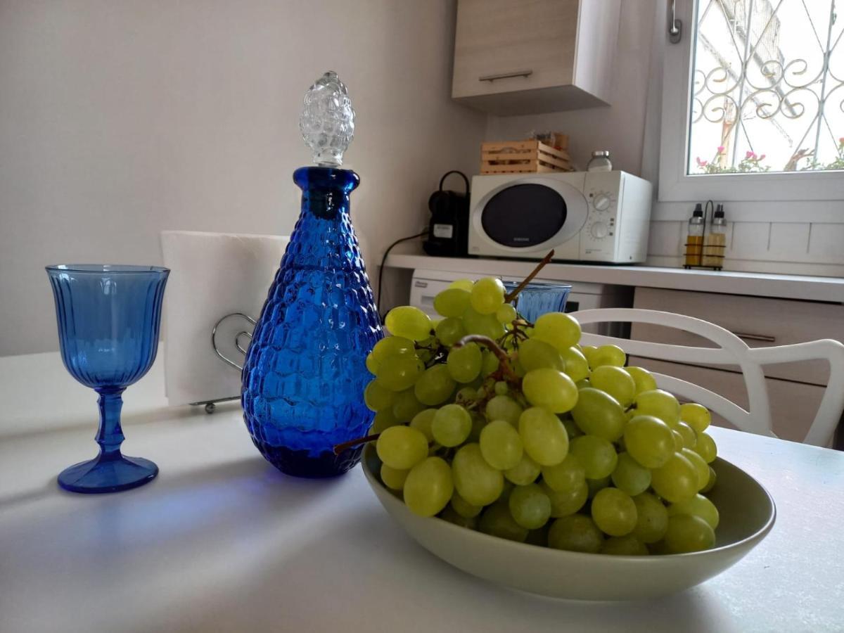 Sole Amare Guest House Бари Екстериор снимка