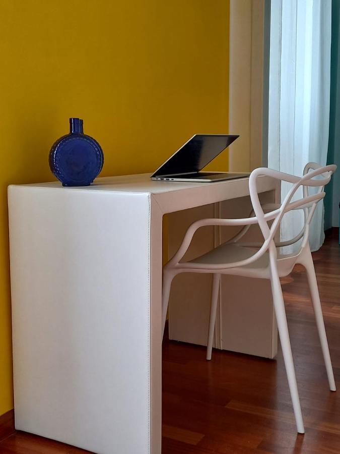 Sole Amare Guest House Бари Екстериор снимка