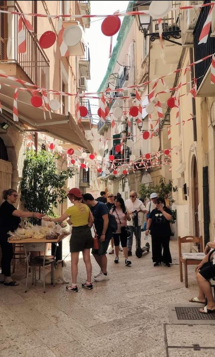 Sole Amare Guest House Бари Екстериор снимка