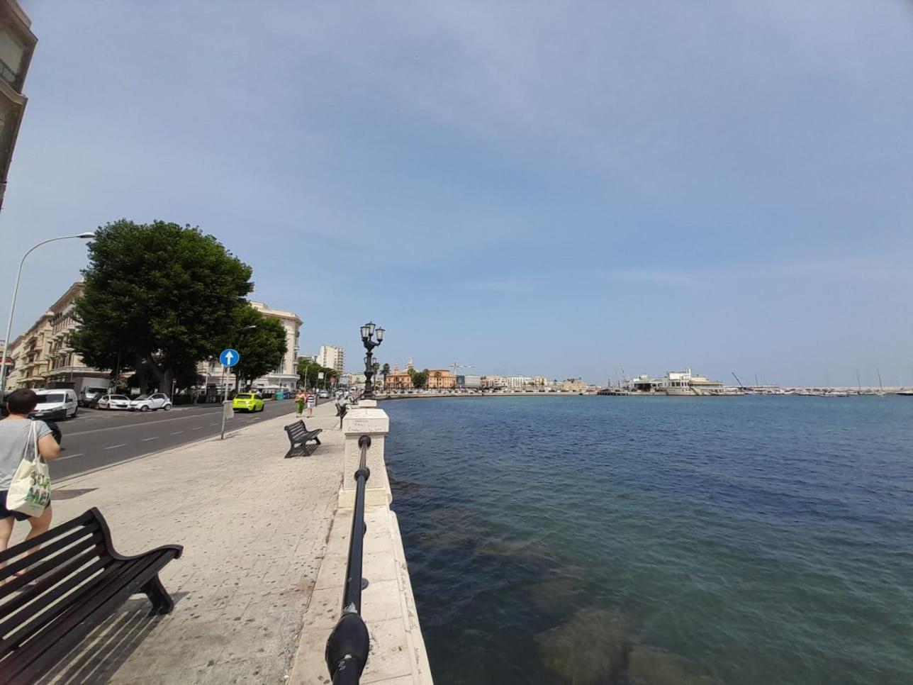 Sole Amare Guest House Бари Екстериор снимка